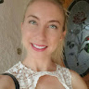 Meet your Posher, Kendra